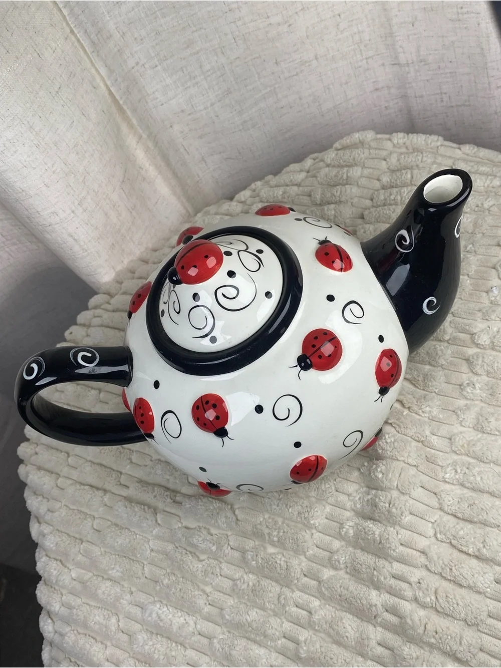 Vtg Burton + Burton Ladybug Swirls Ceramic Teapot Large 46 Oz